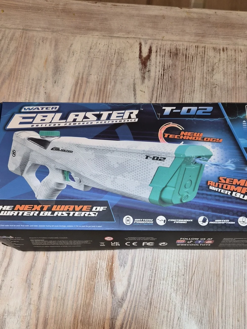 E-Blaster T-02 Water Blaster - White & Teal